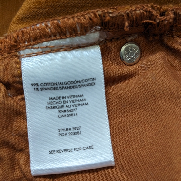 Cabi Button Fly Skinny #3927. Size 2. - Picture 2 of 6